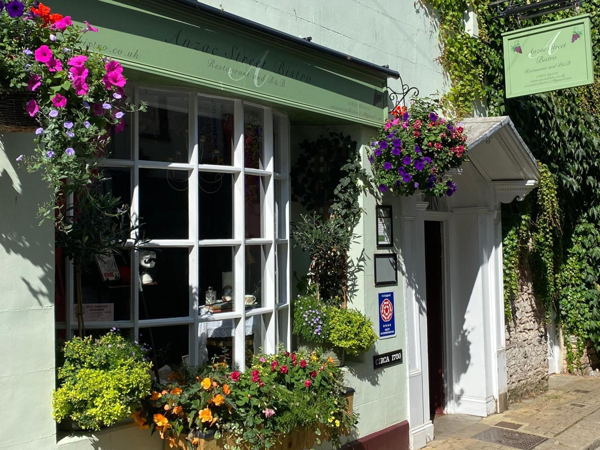 Anzac Street B+Bistro Dartmouth Ngoại thất bức ảnh
